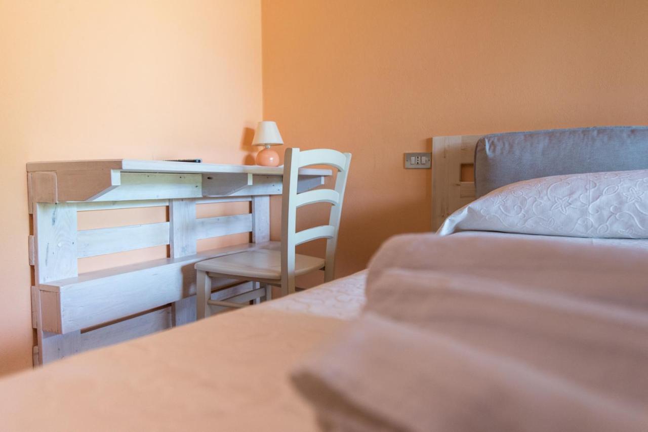Albergo La Genzianella Miasino Kültér fotó