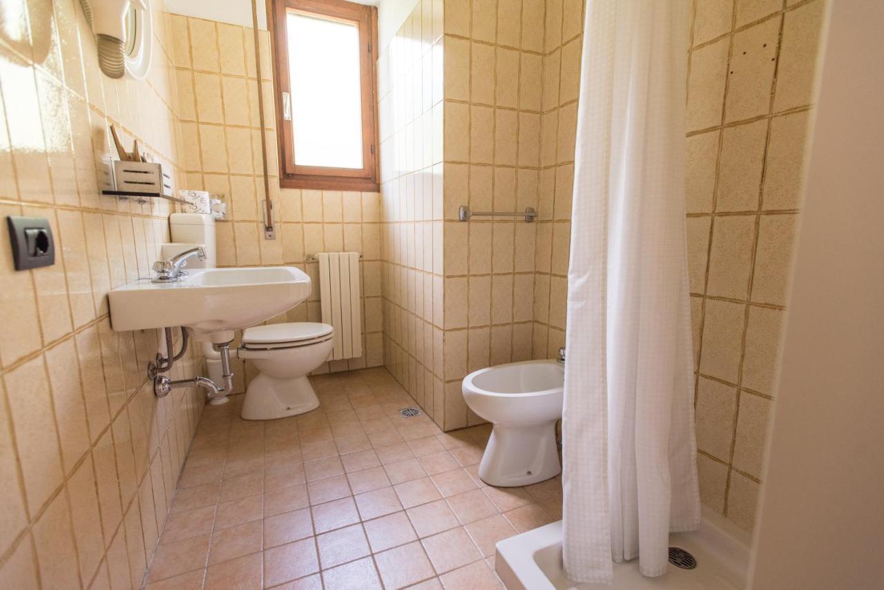 Albergo La Genzianella Miasino Kültér fotó